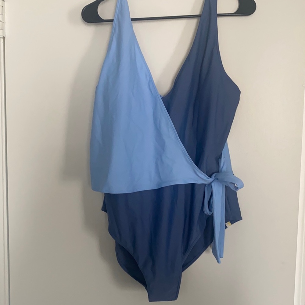 Summersalt Bathing suite